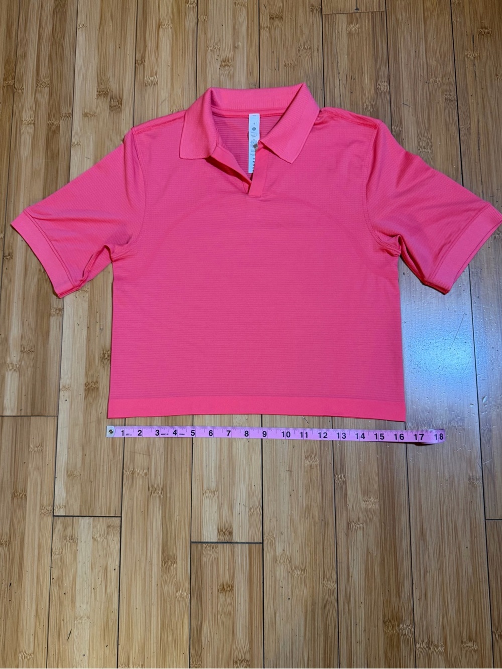 NWOT Lululemon Swiftly Tech Relaxed-Fit Polo
Shirt In Lip Gloss Size 4 - Picture 10 of 13
